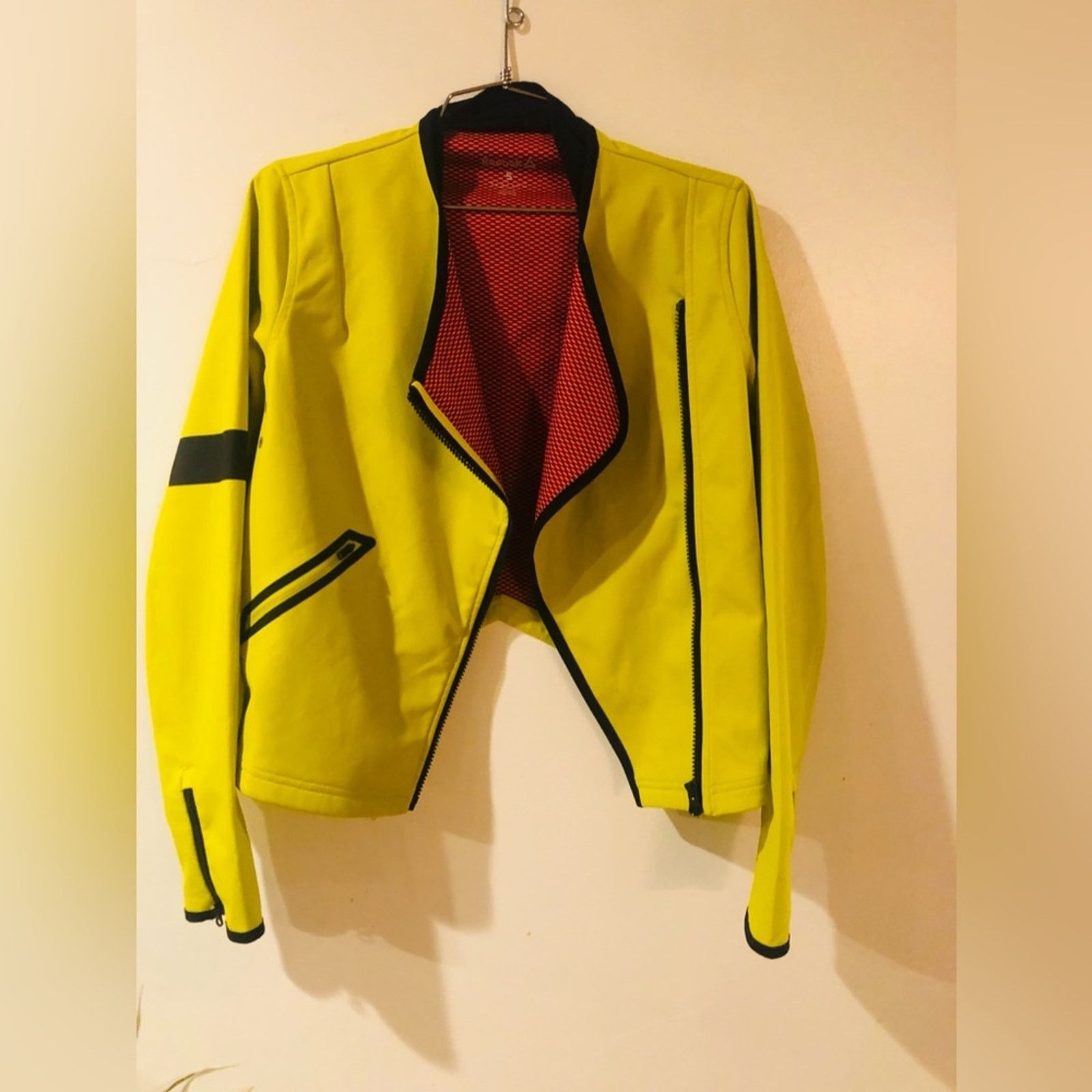 Reebok Reebok sports jacket. Asymmetrical green size small Size S / US 4 / IT 40 - 2 Thumbnail