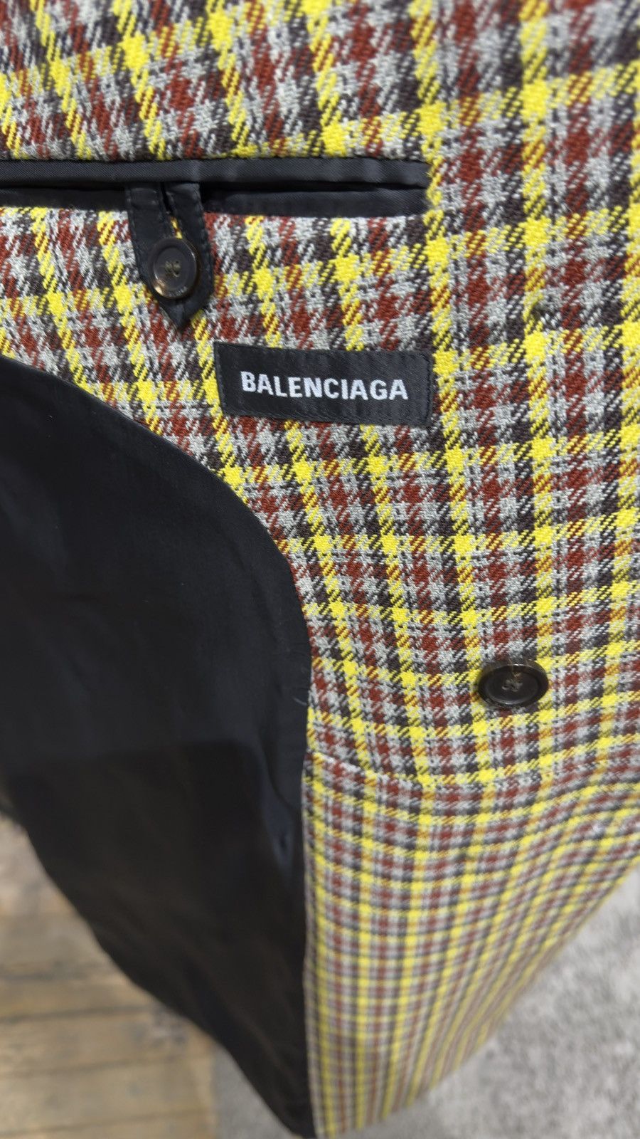 Balenciaga Oversized tartan tweed double breasted coat Size US M / EU 48-50 / 2 - 11 Thumbnail