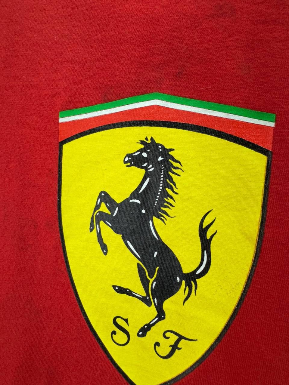 Vintage Vintage Ferrari T-Shirt Mens Red Centr Logo Racing 1998 Size US M / EU 48-50 / 2 - 7 Thumbnail