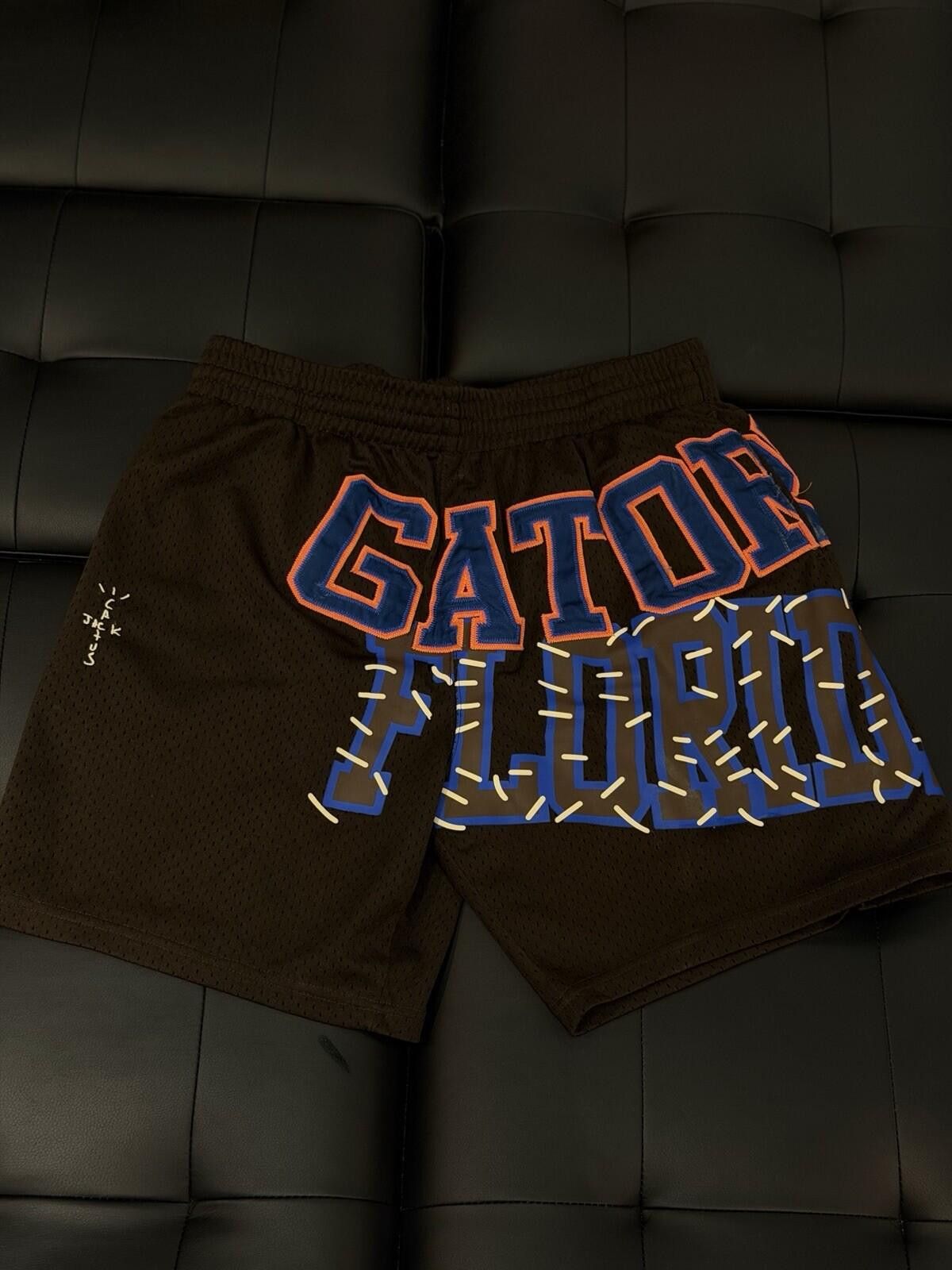 Mitchell & Ness Travis Scott x Mitchell & Ness - Brown Shorts - Men's Large Size US 34 / EU 50 - 1 Thumbnail