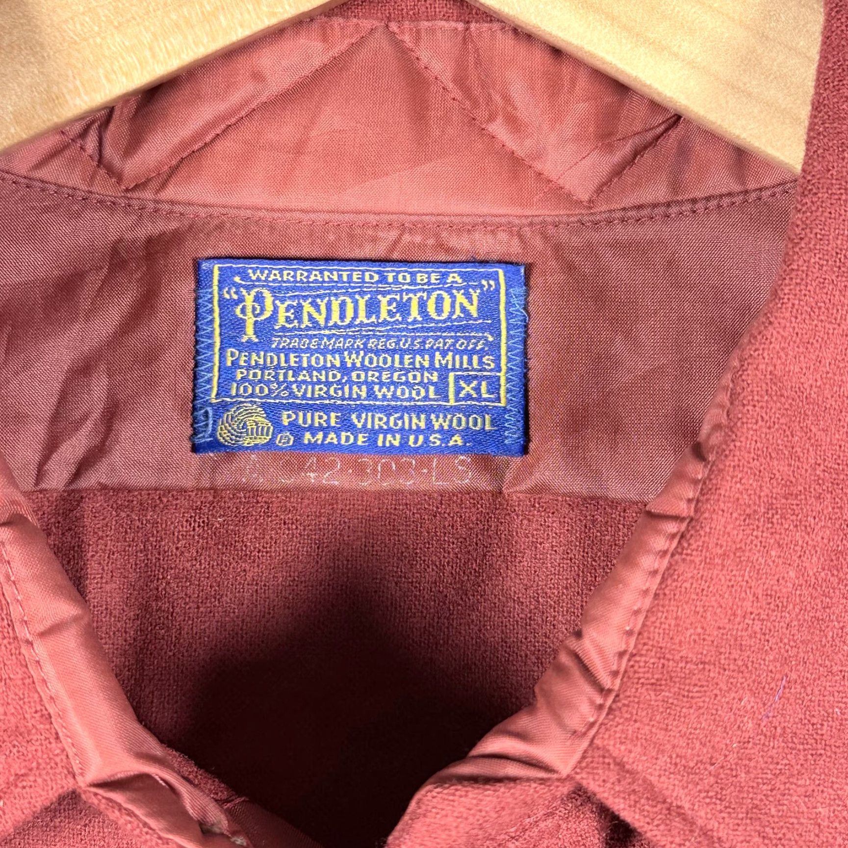 Pendleton VINTAGE Pendleton Shirt Red XL Wool Button-Up Long Sleeve Men USA Made Flaws Size US XL / EU 56 / 4 - 4 Thumbnail