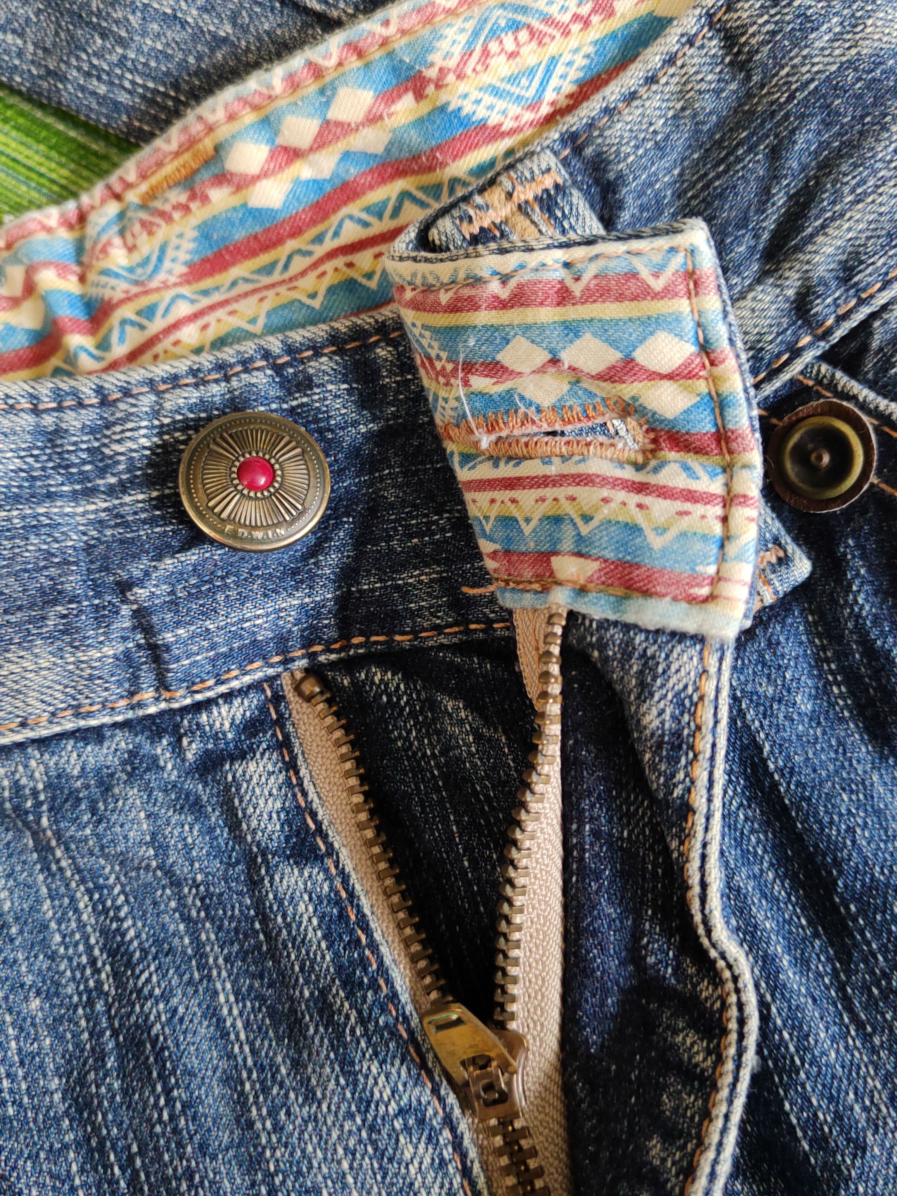 Edwin Edwin Dark Blue Faded Distressed Ripped Jeans #S2252 Size US 34 / EU 50 - 16 Thumbnail