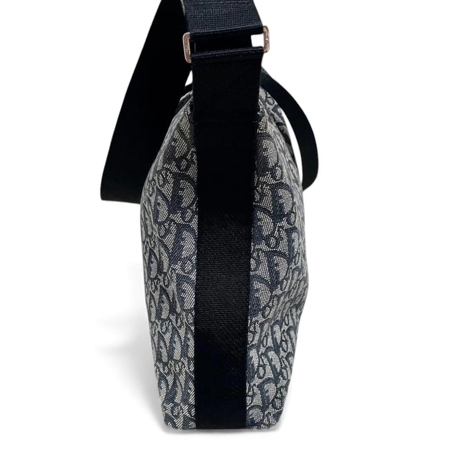 Dior Dior - Shoulder Bag Signature Monogram Size ONE SIZE - 4 Thumbnail