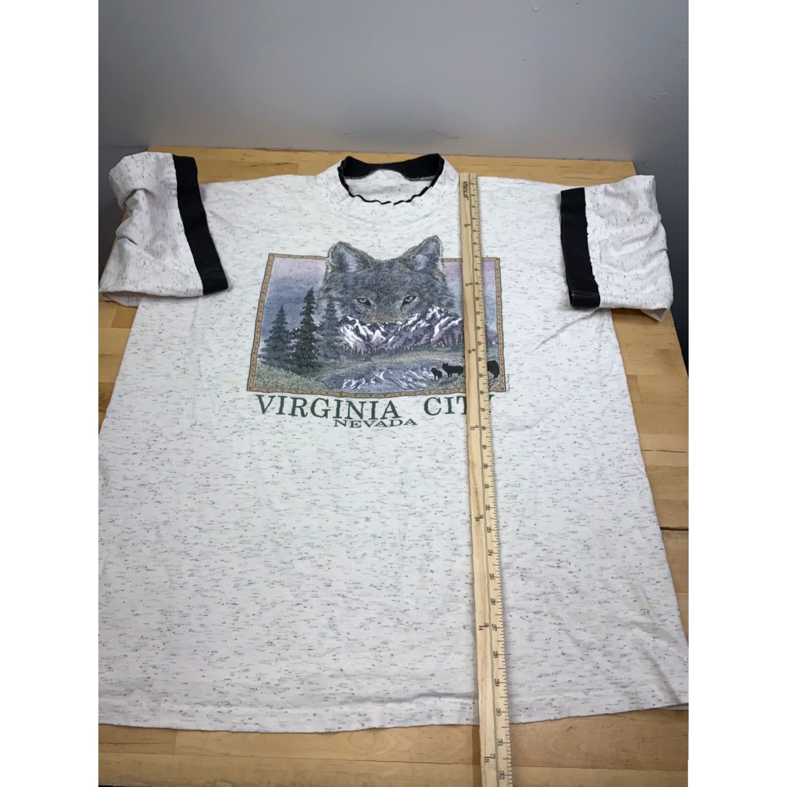 Vintage VINTAGE Virgina City Nevada Shirt Mens 2XL Gray Outdoor Wolf Mountains T-Shirt CottonNatureOutdoorWolvesMountains Mens 2XL Gray Size US XXL / EU 58 / 5 - 5 Thumbnail