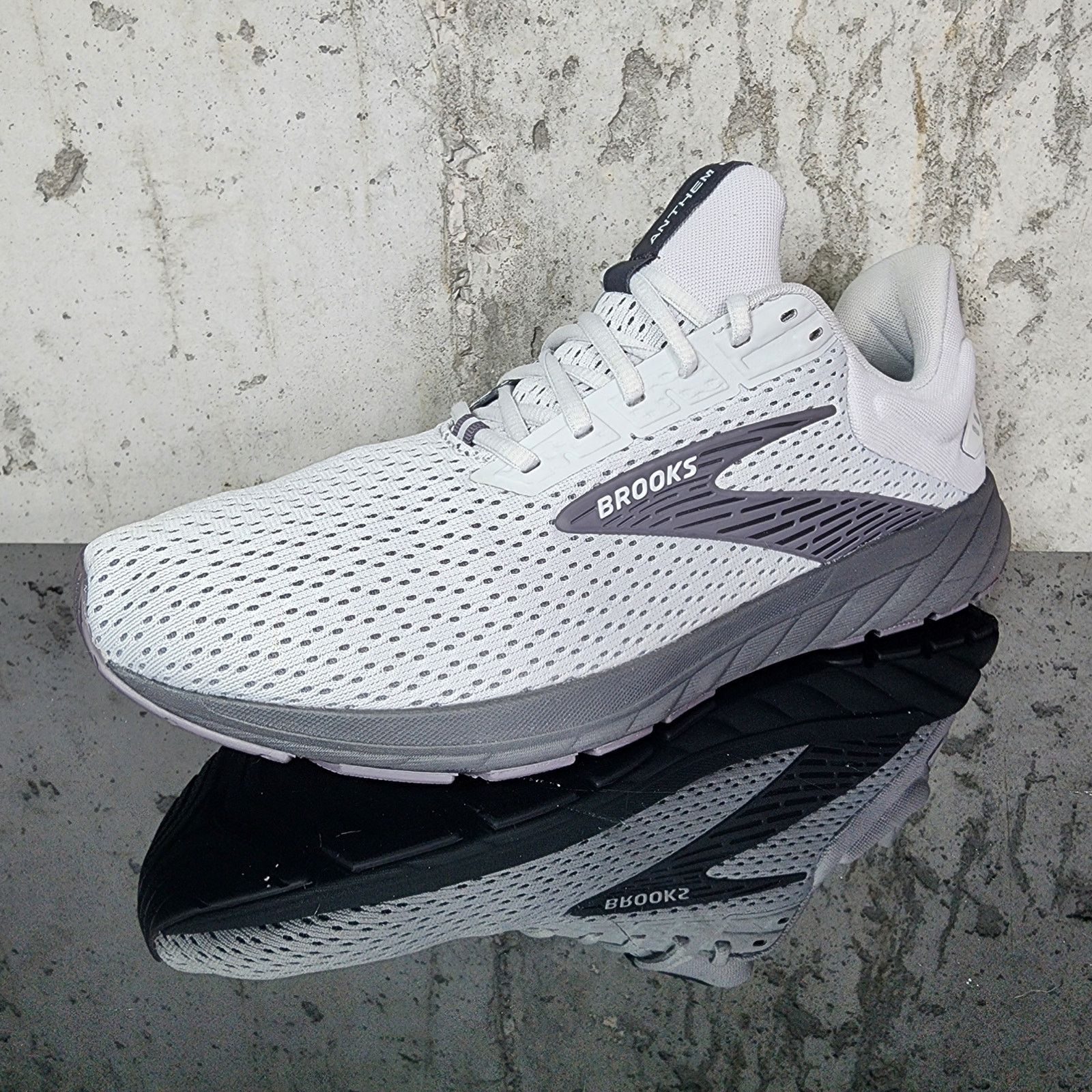 Brooks MSRP $115 Brooks Anthem 7 Running Shoes Size 13 Mens Grey Size US 13 / EU 46 - 2 Thumbnail