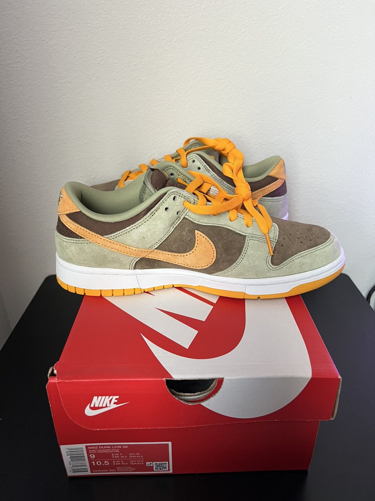 Nike Nike Dunk Low “Dusty Olive” Size US 9 / EU 42 - 5 Thumbnail