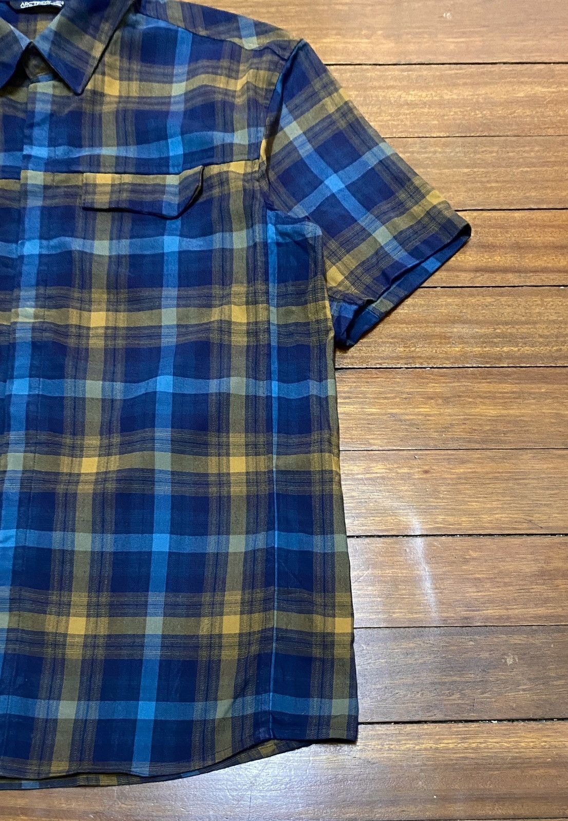 Arc'teryx Very Rare Brand Arcteryx Checkered Shirt 2000s Size US L / EU 52-54 / 3 - 6 Thumbnail