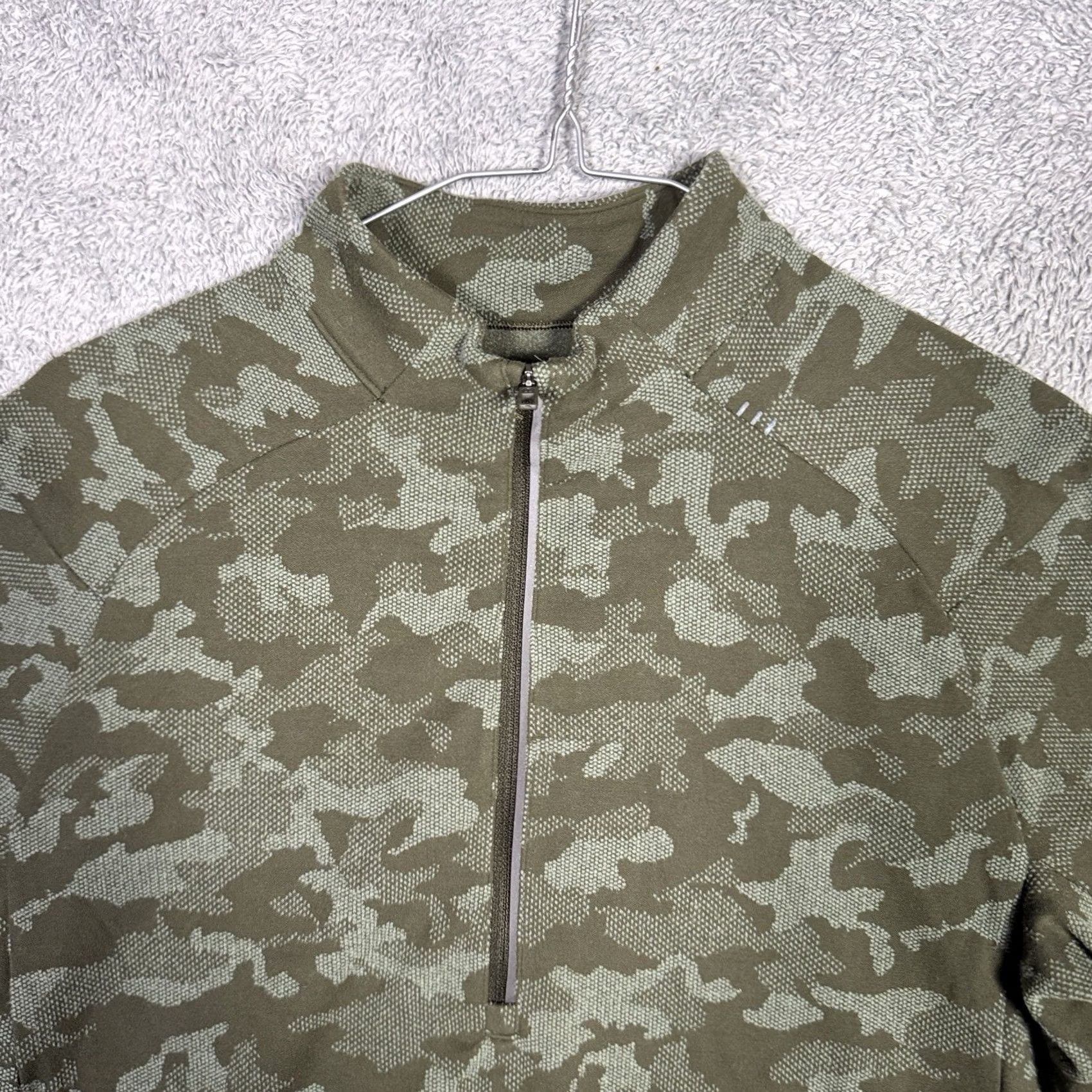 Lululemon Lululemon Jacket Mens L Surge Warm 1/2 Zip Jacquard Pullover Camo LM3CGCS Size US L / EU 52-54 / 3 - 4 Thumbnail
