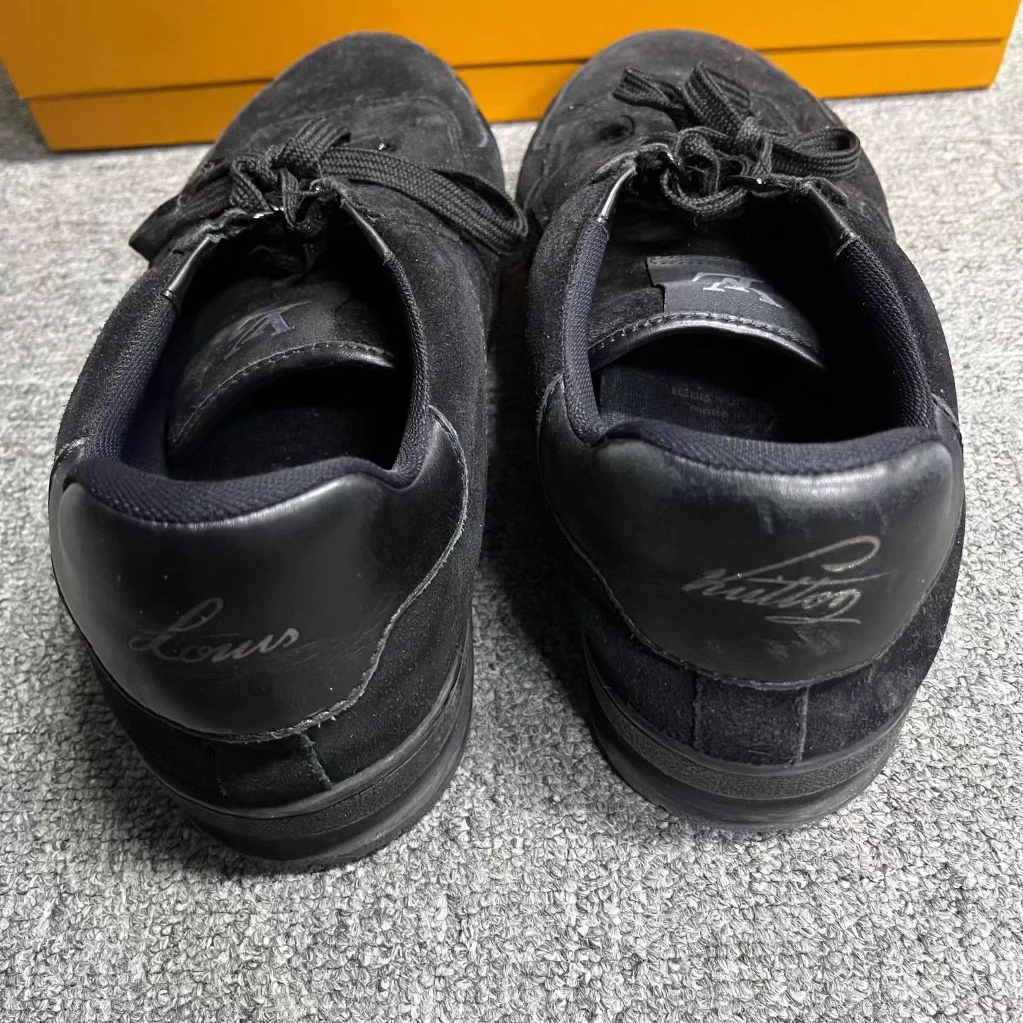 Louis Vuitton Louis Vuitton Black Round Lace-up Low-top Sneaker 9 Size US 9 / IT 39 - 4 Thumbnail
