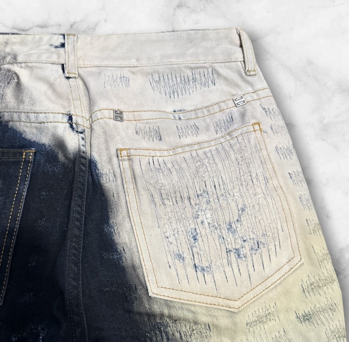 Givenchy Givenchy Boro Tie-Dyed Jeans Size US 29 - 4 Thumbnail