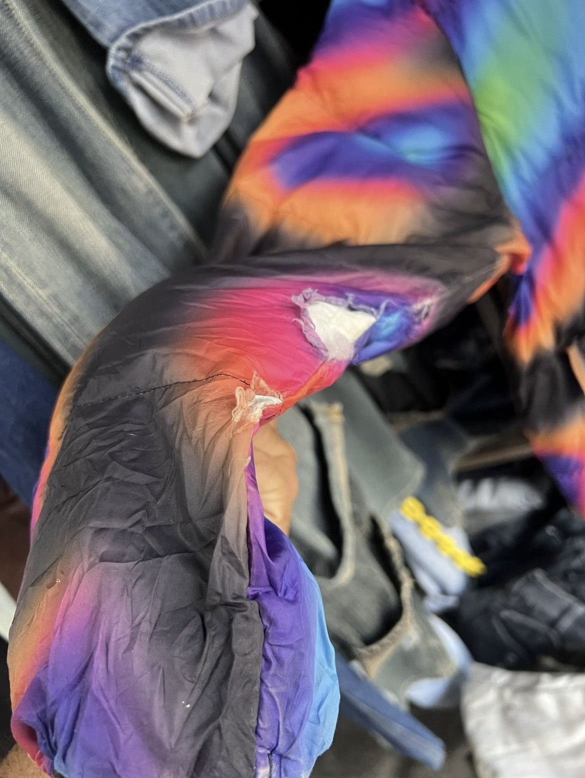 🔥Rare Distressed Converse Multicolor Puffer Jacket