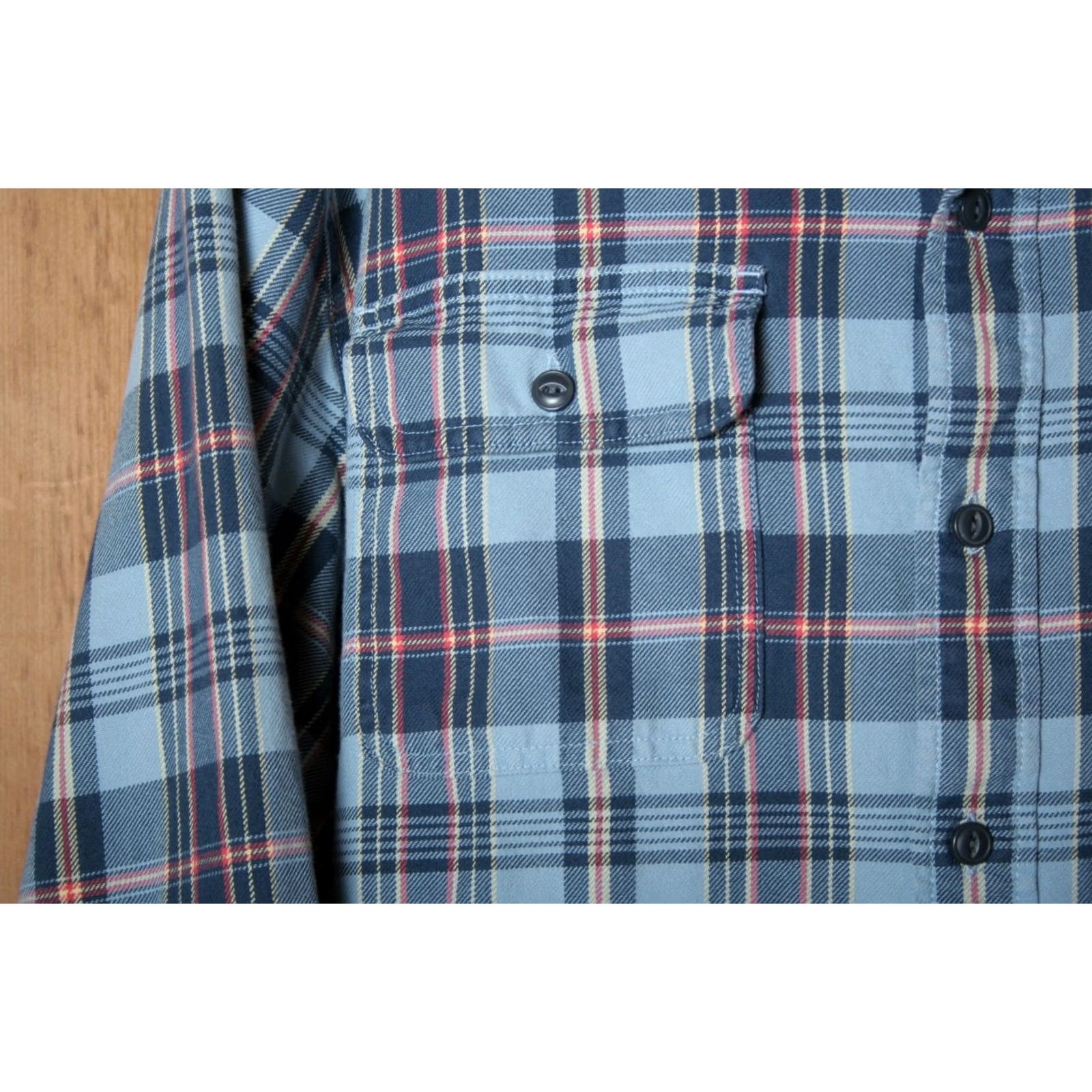 Vintage L.L. Bean Blue Plaid Midweight Cotton Button Front Shirt Sz. L Mens Shirt Regular Crew Neck? Size US L / EU 52-54 / 3 - 5 Thumbnail