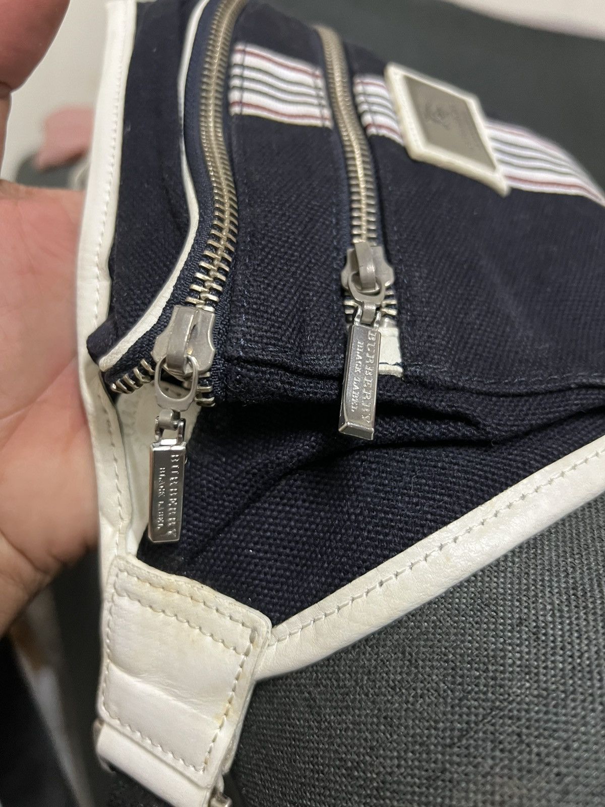 Burberry × Burberry Prorsum × Vintage Rare Burberry Black Label Waist Bag Size ONE SIZE - 4 Thumbnail