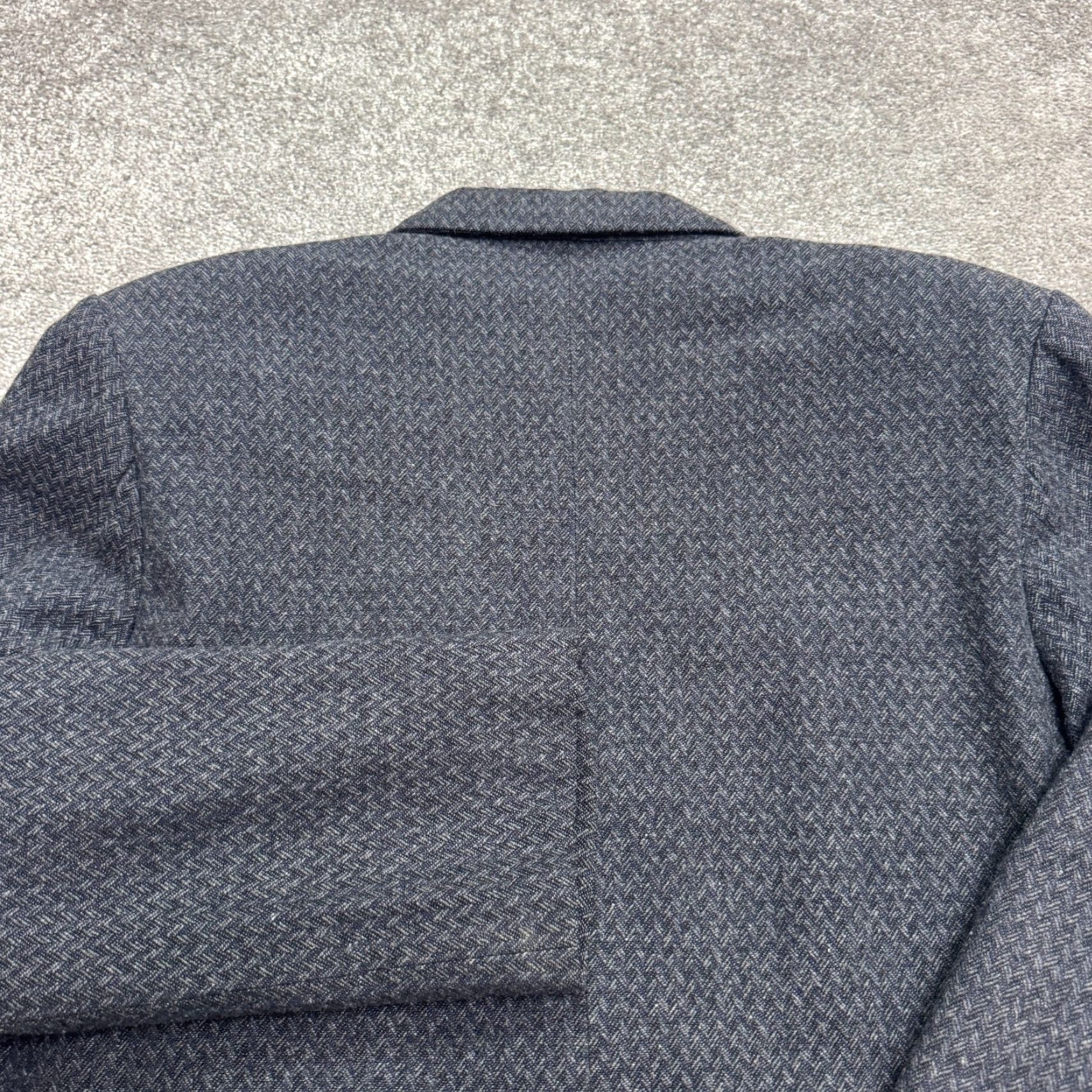 Vintage VINTAGE Lucky 80 Blazer Jacket Mens XL Blue Herringbone Tweed Wool 2 Piece Suit Front Two-Button Notch Lapel Regular Fit Chest 42 Navy Blue Size 46R - 4 Thumbnail