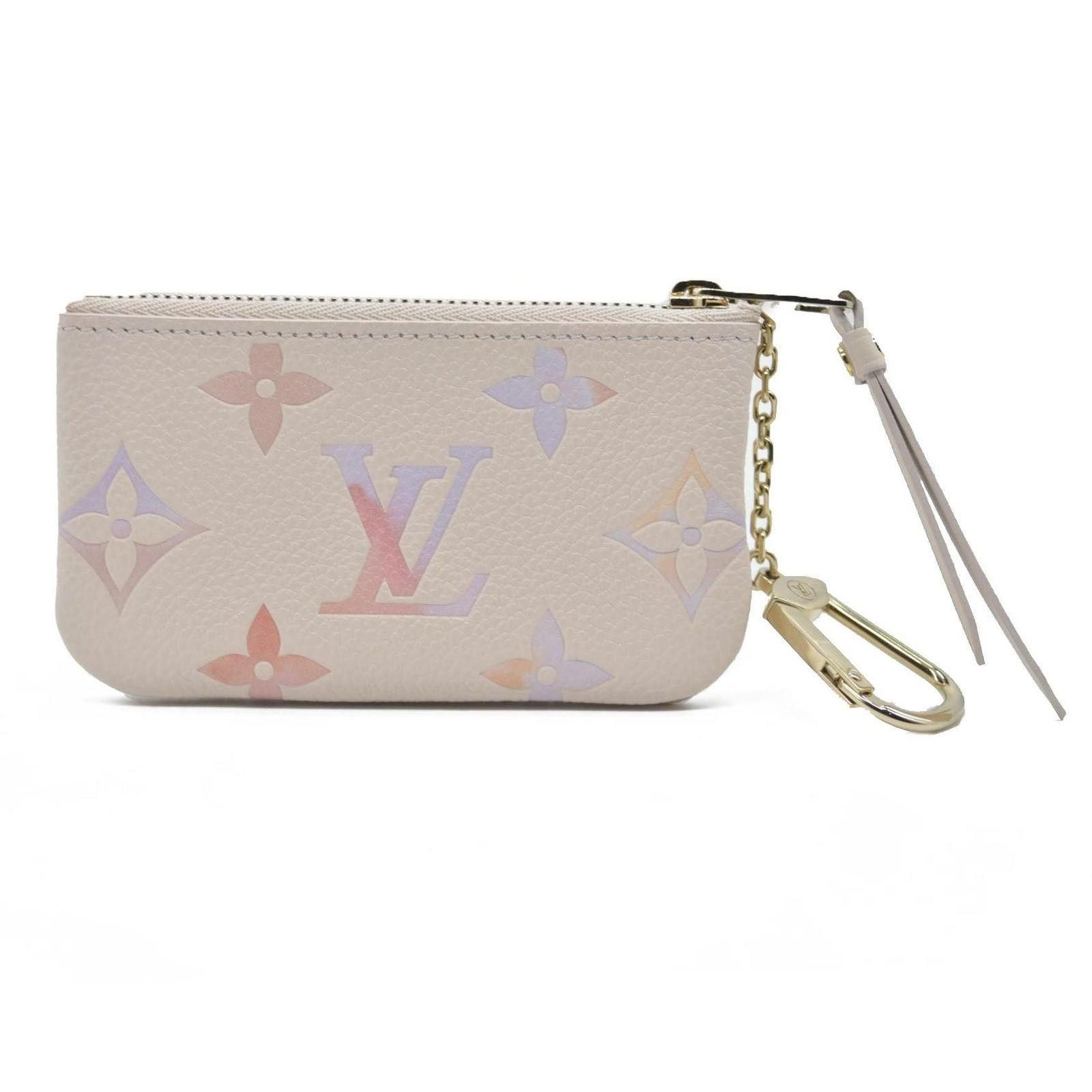 Louis Vuitton Louis Vuitton Empreinte Monogram Giant Key Pouch Dream Size ONE SIZE - 11 Thumbnail