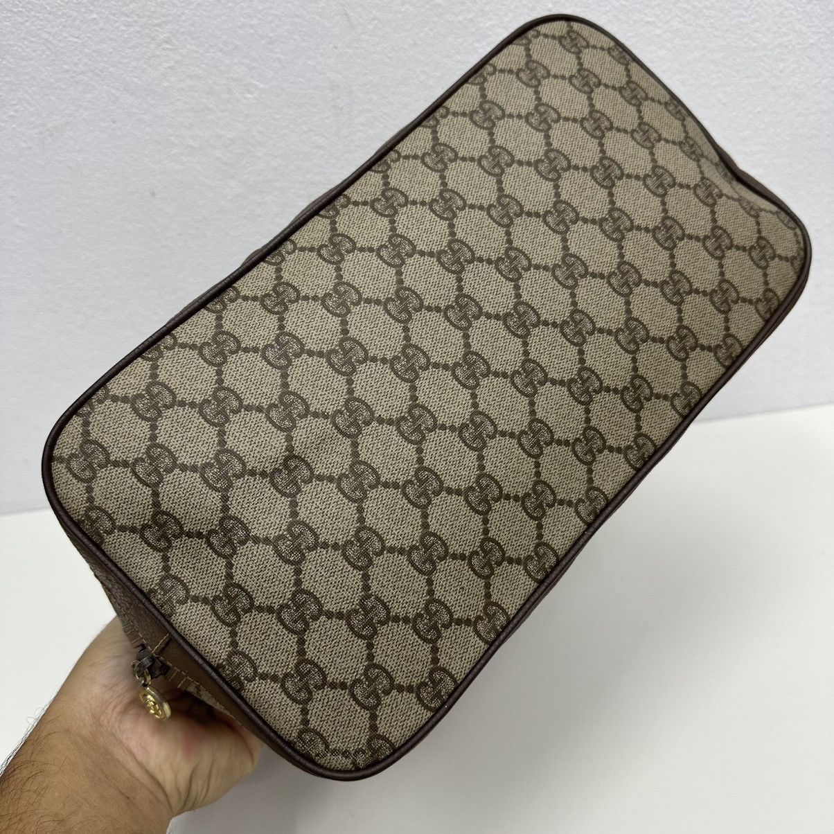 Vintage ‼️YES‼️ AUTHENTIC VINTAGE GUCCI CLASSIC MONOGRAM DONE BAG Size ONE SIZE - 10 Thumbnail