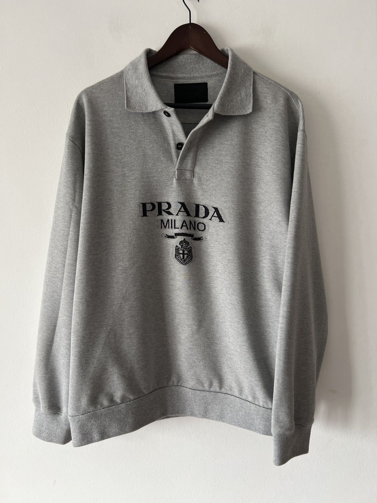 Prada 🔥🔥 Prada Crest Logo Sweatshirt Size US M / EU 48-50 / 2 - 2 Thumbnail