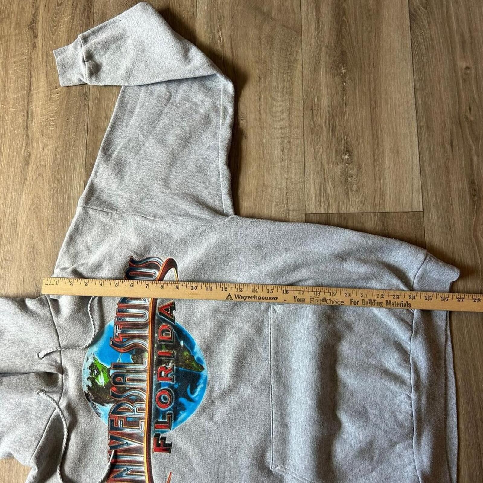 Other Vintage 90’s Universal Studios Grey Hoodie Sweatshirt size L Size US L / EU 52-54 / 3 - 7 Thumbnail