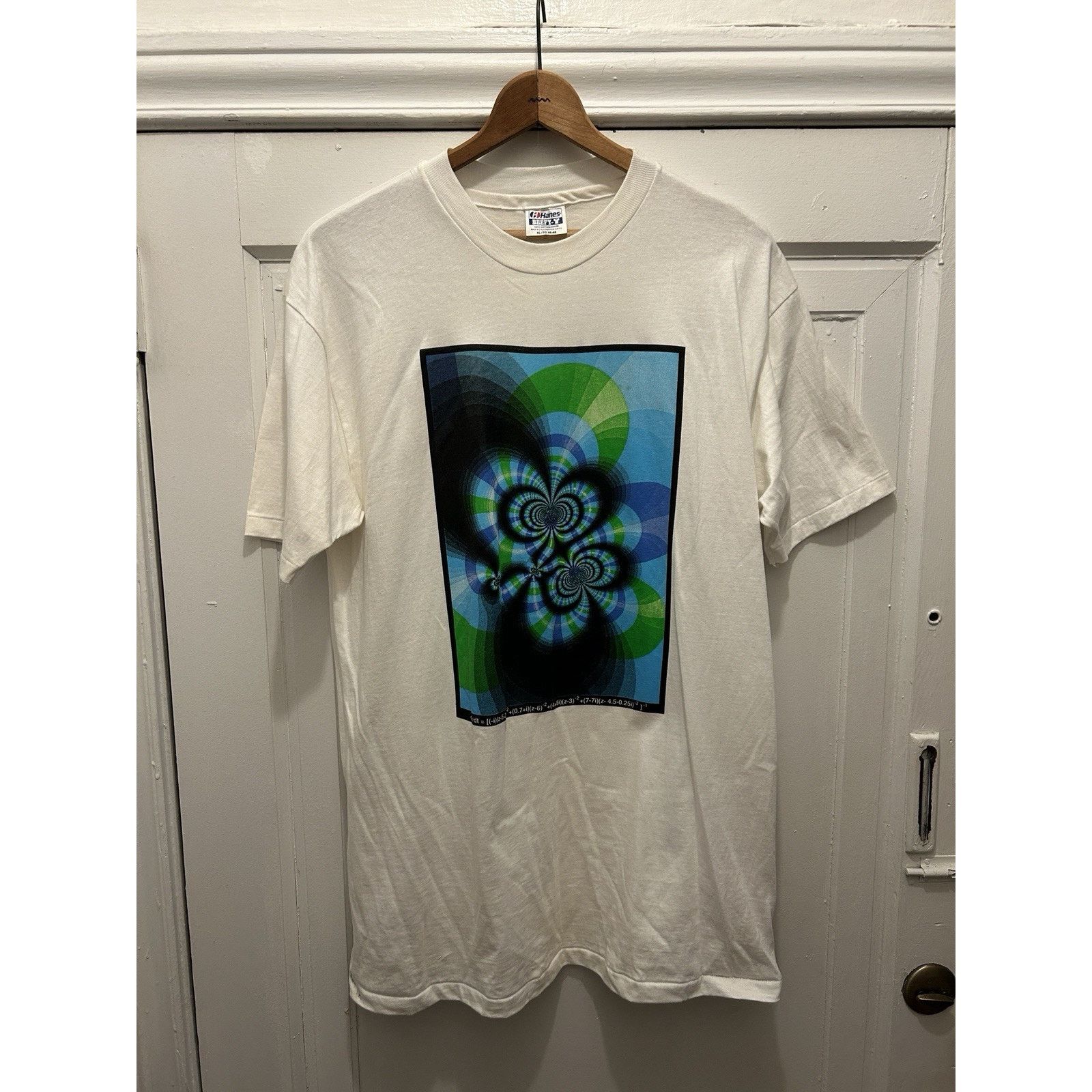 Vintage 80s Fractal White Art T Shirt Size XL Hanes Beefy