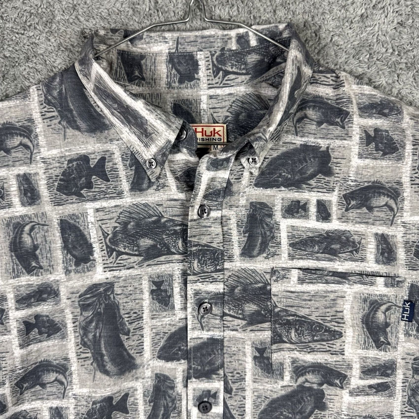 Vintage Huk Shirt Mens M Fish Print Performance Stretch Wicking Outdoor Gray Size US M / EU 48-50 / 2 - 2 Thumbnail