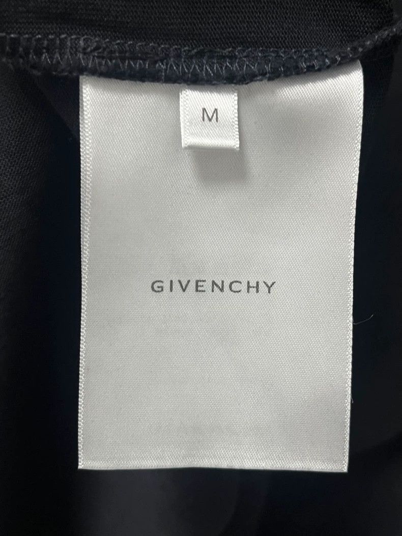 Givenchy Givenchy Black Washed Distressed Dark Grey Short-sleeved T Size US M / EU 48-50 / 2 - 7 Thumbnail
