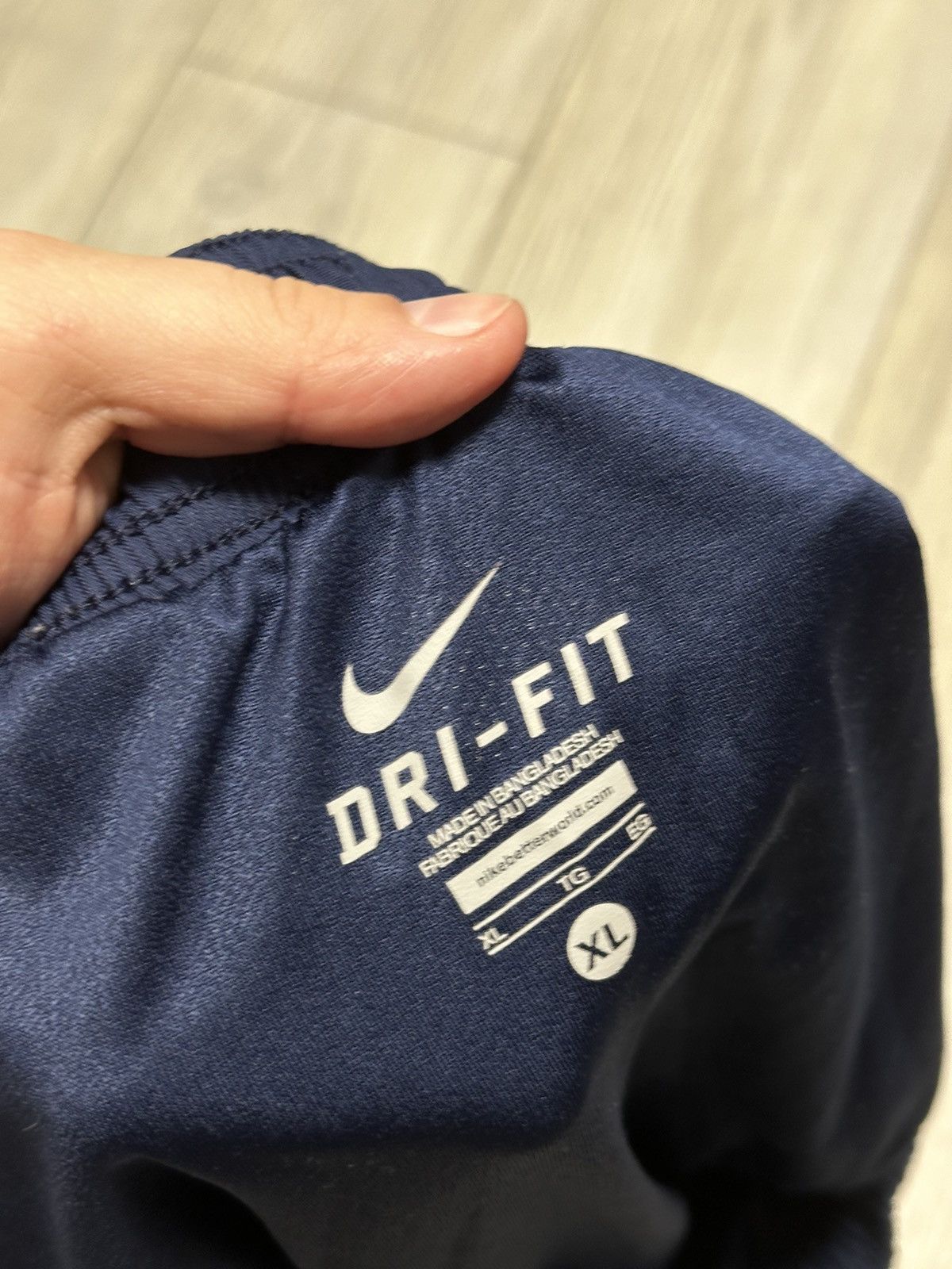 Nike Vintage Nike x Paris Saint German PSG 2013 Sportswear Shorts Size US 36 / EU 52 - 4 Thumbnail