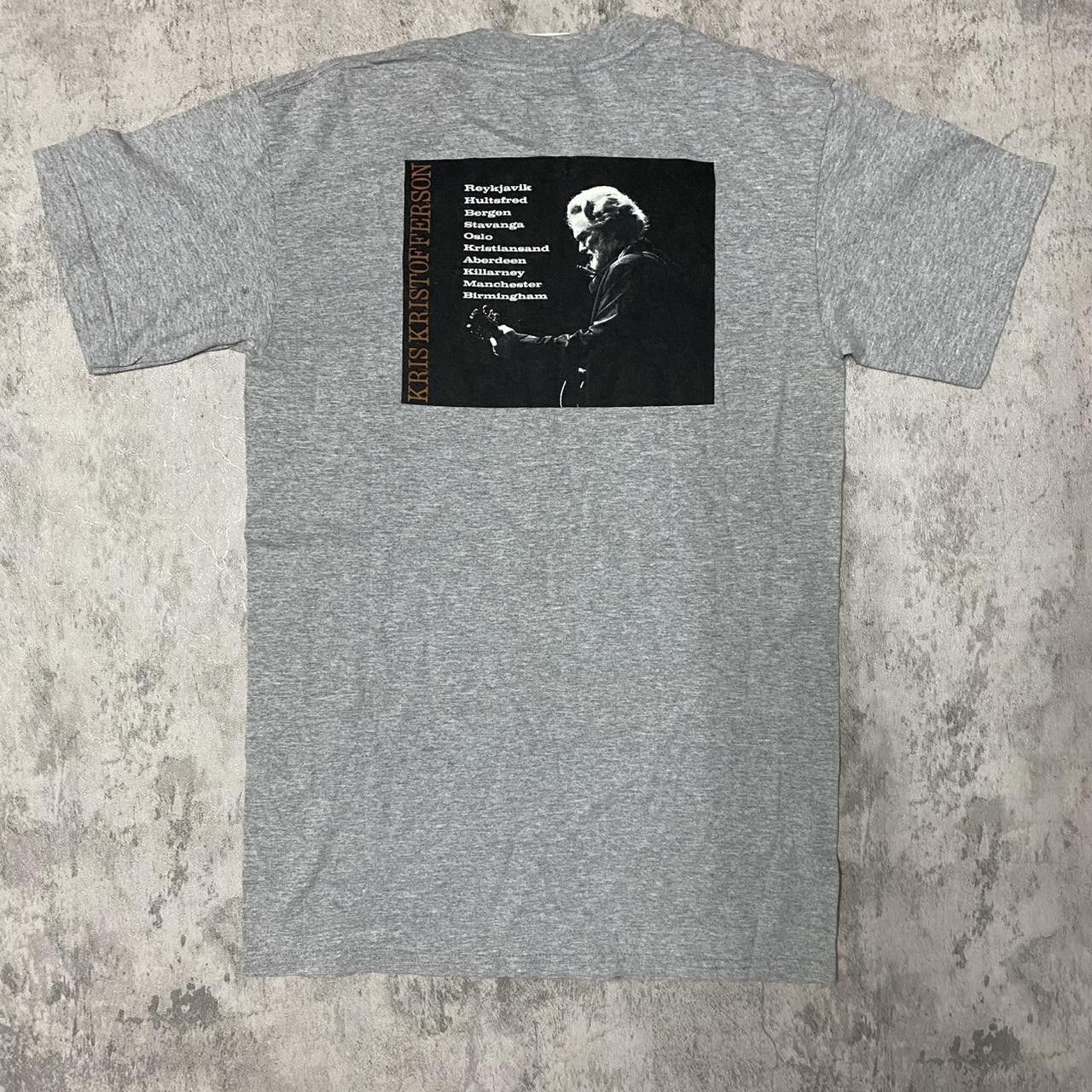 Gildan Grey Kris Kristofferson 2002 tour tee tourtee Size US S / EU 44-46 / 1 - 4 Thumbnail