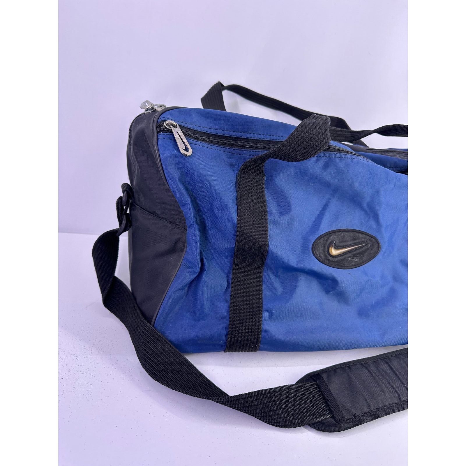 Nike Vintage 94-98 Nike Duffel Bag Dark Blue Black Accents Size ONE SIZE - 2 Thumbnail