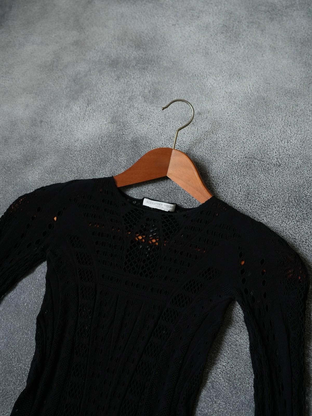 Alexander McQueen S/S 2009 Alexander McQueen Eiffel Tower Openwork Mesh Top Size S / US 4 / IT 40 - 7 Thumbnail