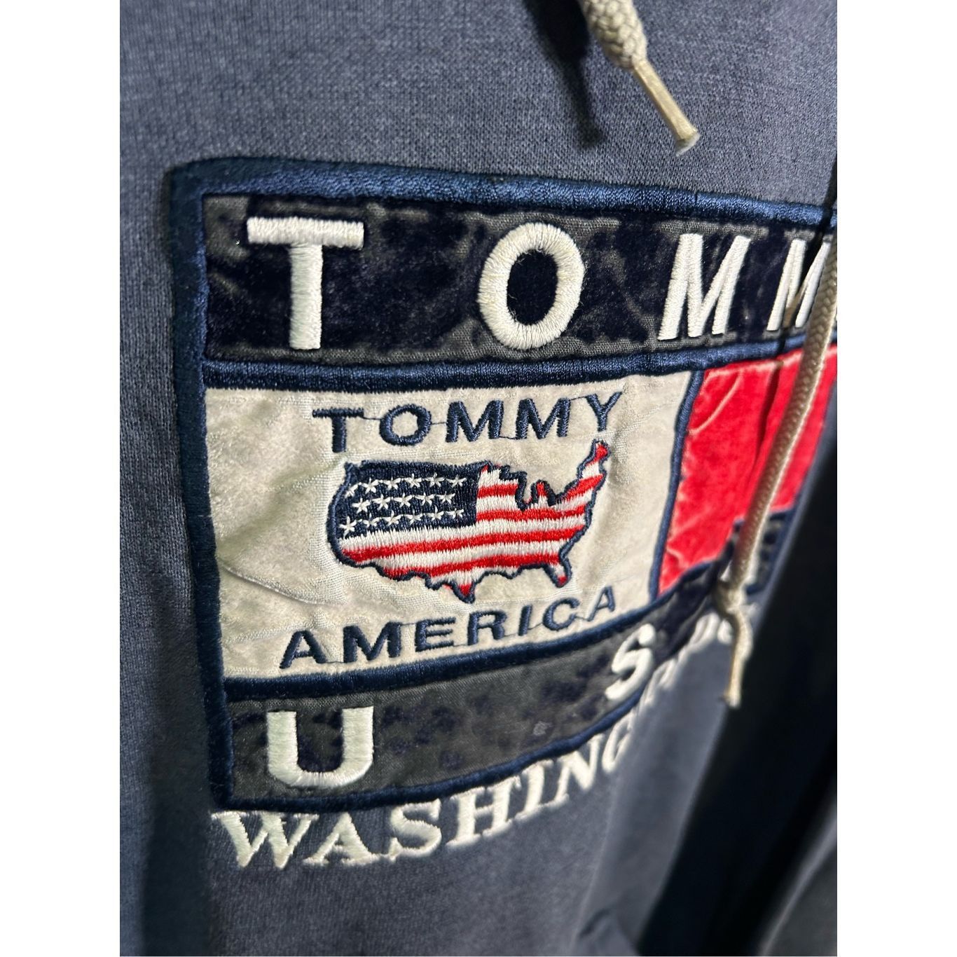 Vintage XL - Vintage 1990s Tommy USA Made sweatshirt Crewneck Velvet Size US XL / EU 56 / 4 - 3 Thumbnail