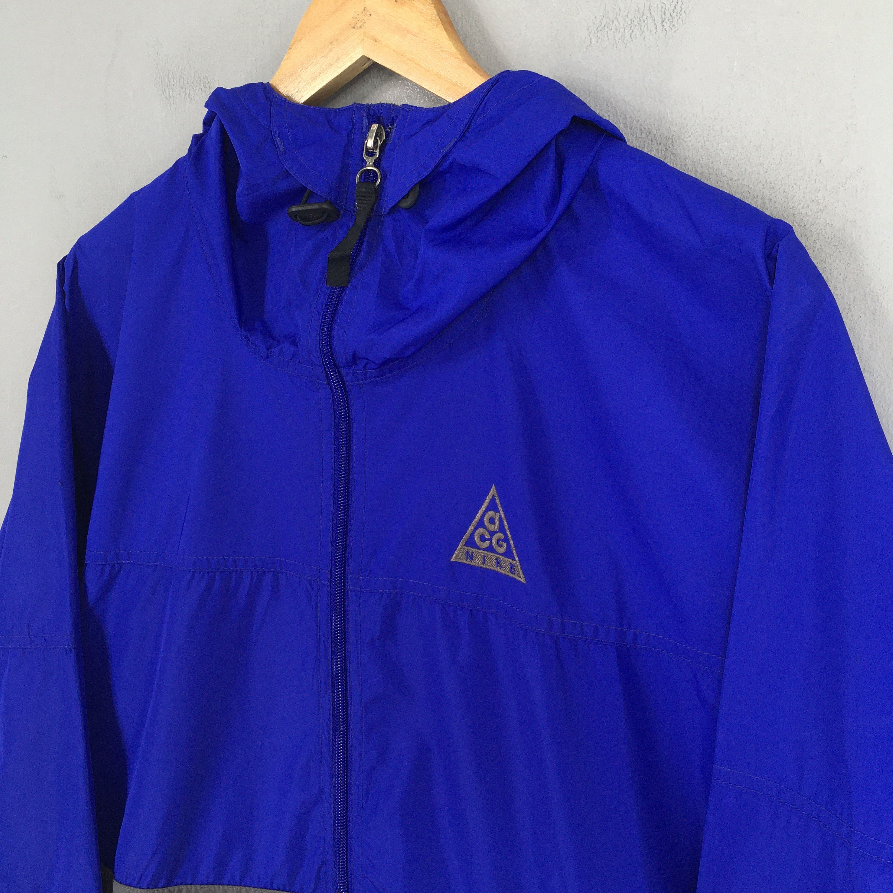 Nike ACG Vintage 90's Nike Acg Windbreaker Blue Hoodie Jacket Large Size US L / EU 52-54 / 3 - 3 Thumbnail