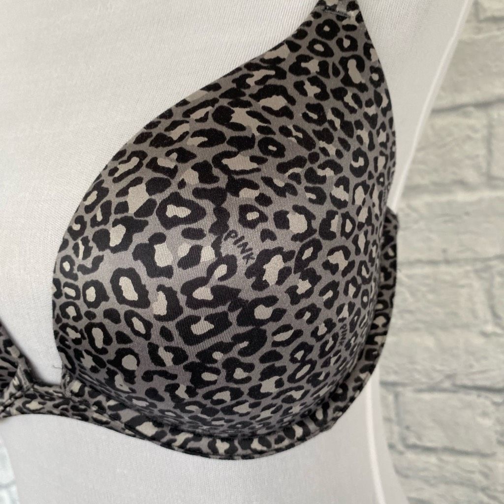 Pink Pink Victoria’s Secret women 34D underwire push up bra w/adj Size ONE SIZE - 2 Thumbnail