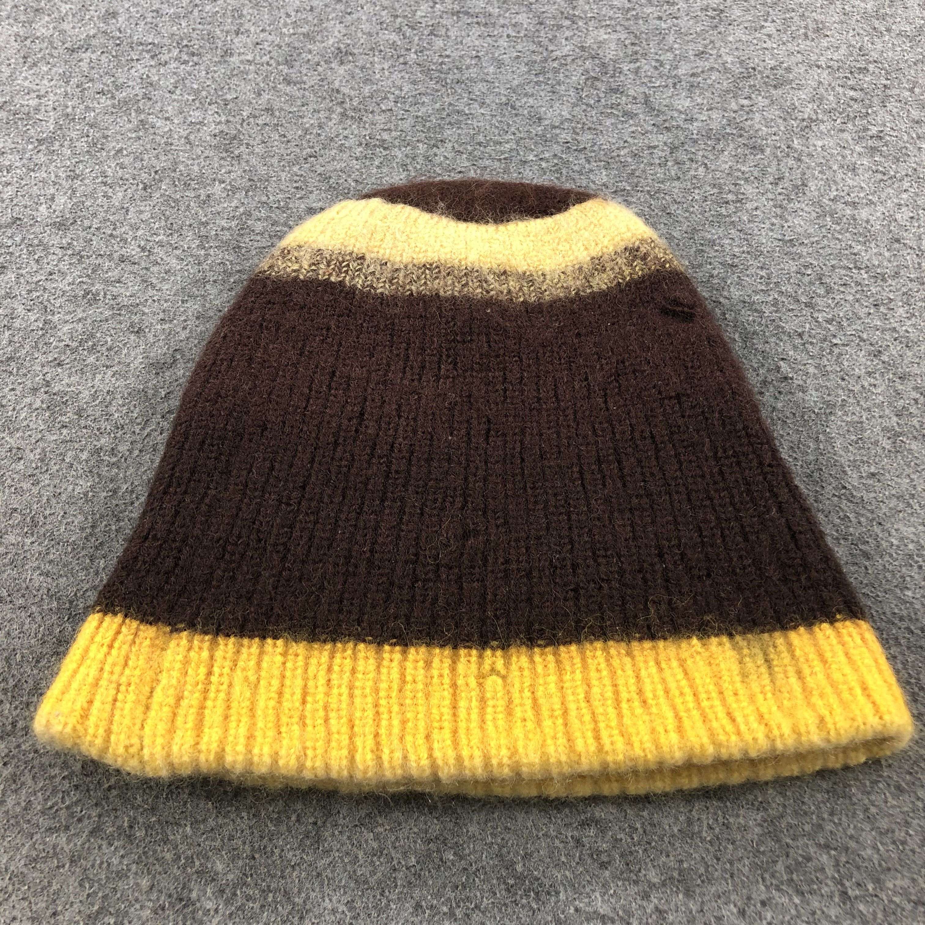 Vintage Wool Beanie Snowcap Snow Hat Winter Hat B188 Size ONE SIZE - 3 Thumbnail