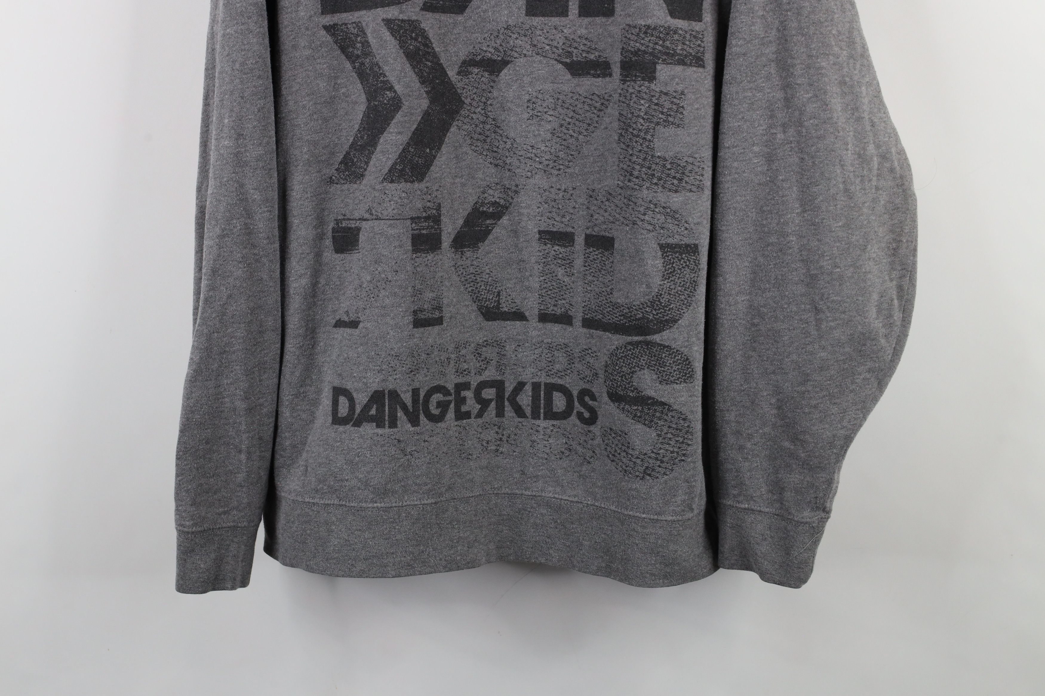 Vintage Vintage Y2K Spell Nu Metalcore Dangerkids Band Sweatshirt Size US L / EU 52-54 / 3 - 3 Thumbnail