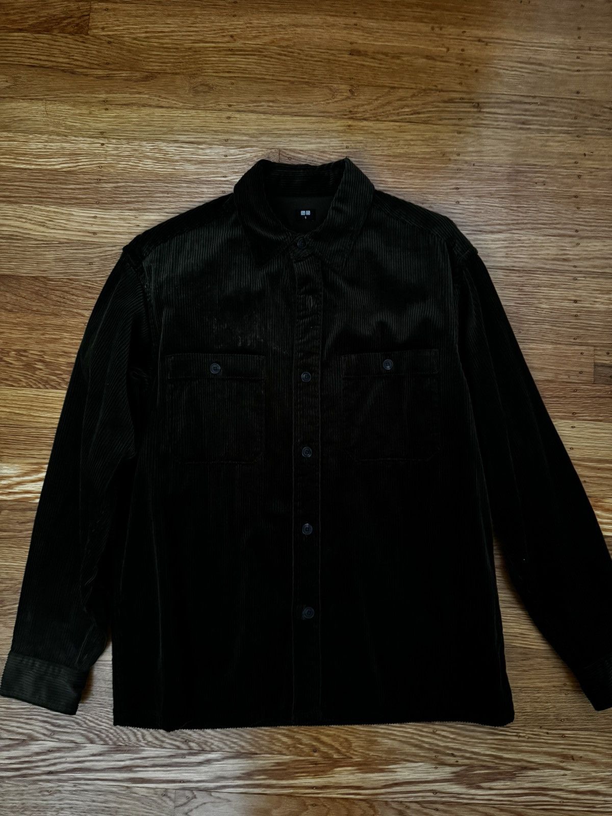 Uniqlo Uniqlo Corduroy Shirt Olive - size Small Size US M / EU 48-50 / 2 - 1 Thumbnail