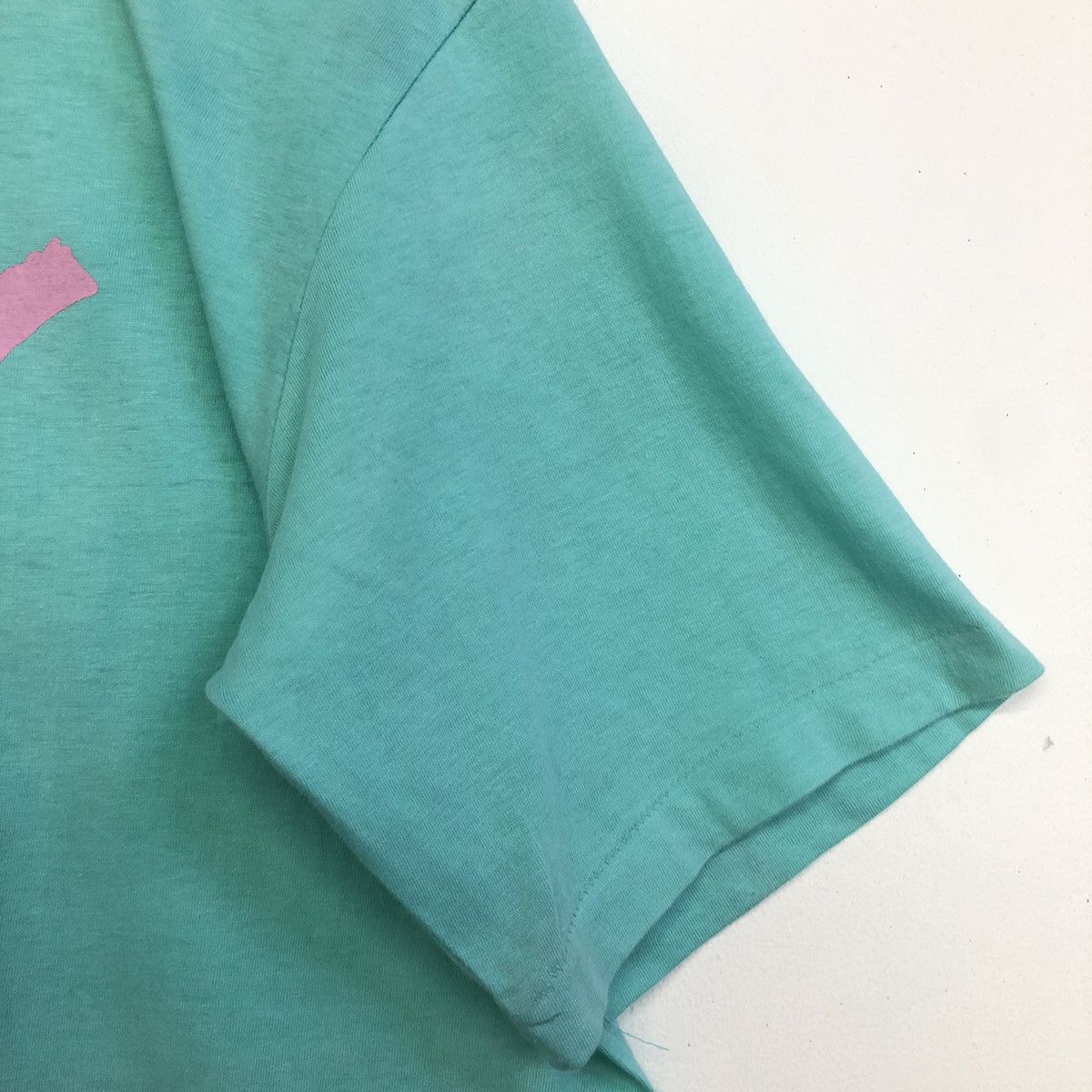 Vintage Vintage Uncle Boy Fuji Television Crewneck Tshirt Size US L / EU 52-54 / 3 - 5 Thumbnail