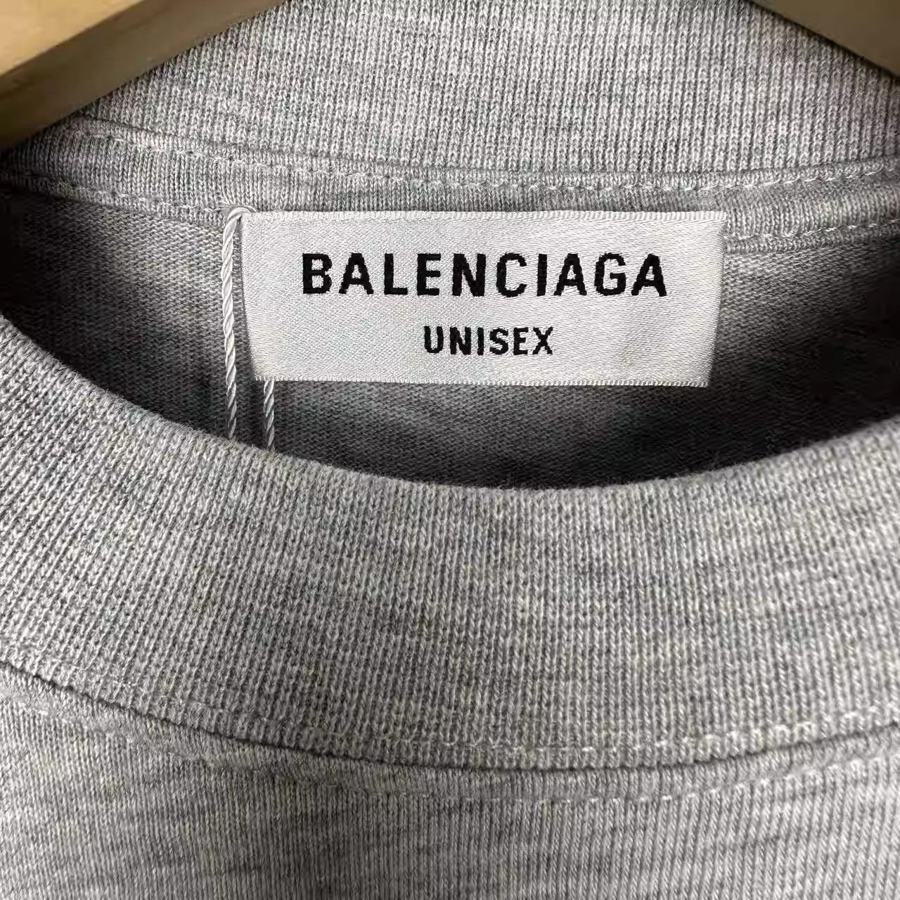 Balenciaga Balenciaga Sleeve T-shirt Size US M / EU 48-50 / 2 - 3 Thumbnail