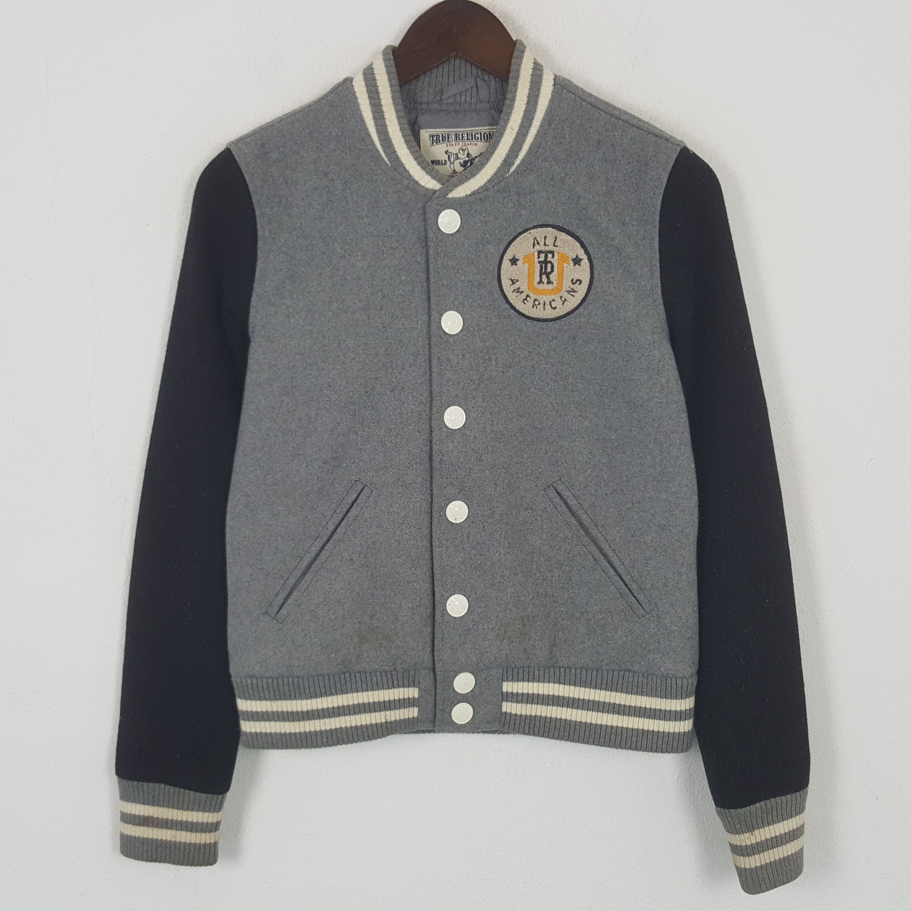 True Religion Vintage True Religion Patch Varsity Jacket Size XS / US 0-2 / IT 36-38 - 3 Thumbnail