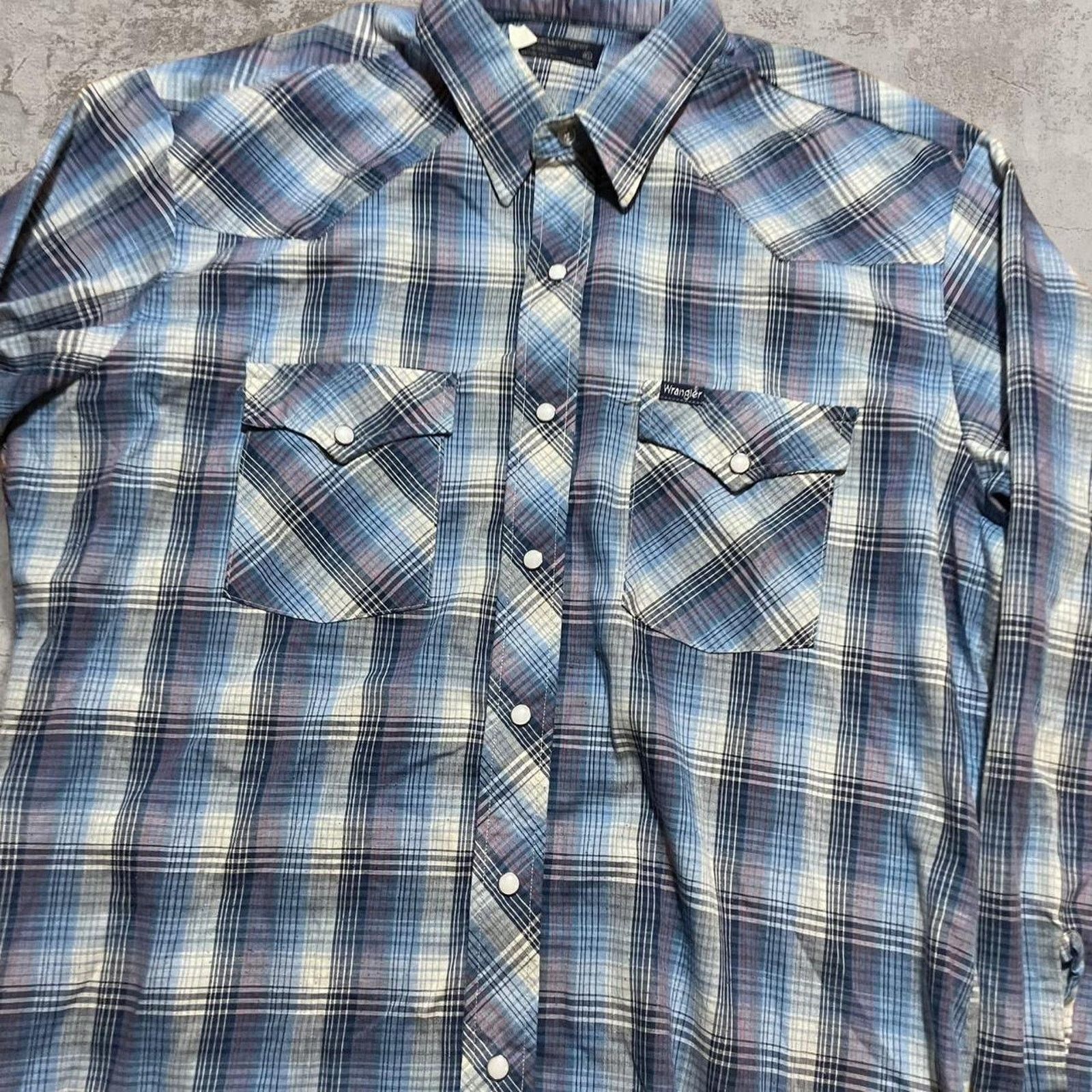 Wrangler 90s pearl snap Blue plaid Wrangler shirt size men’s XL Size US XL / EU 56 / 4 - 2 Thumbnail