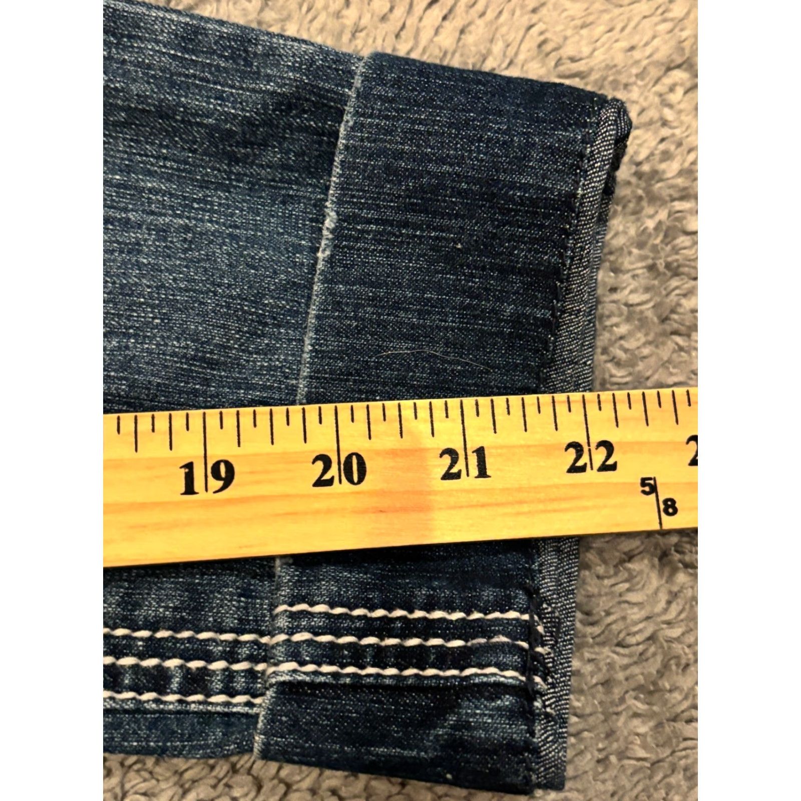 Denime NWT Mudd Capri Jeans Womens 3 Juniors Skinny Dark Wash Distressed Denim Cuffed Size 26" / US 2 / IT 38 - 6 Thumbnail