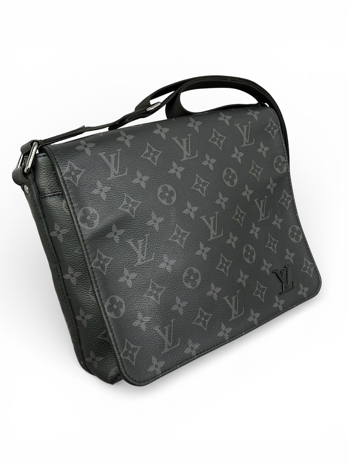 Louis Vuitton LOUIS VUITTON Monogram Eclipse District Shoulder Bag Size ONE SIZE - 2 Thumbnail