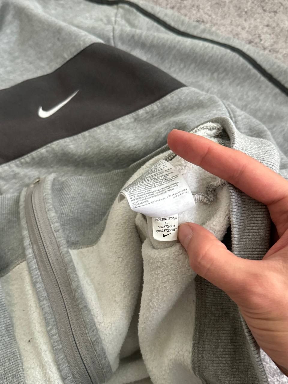 Nike Vintage Nike Swoosh Y2K oversized grey hoodie Size US XL / EU 56 / 4 - 9 Thumbnail