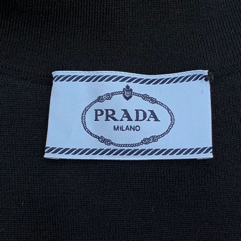 Prada Prada Black logo triangle logo wool knitted short sleeves 2 Size US XXS / EU 40 - 5 Thumbnail
