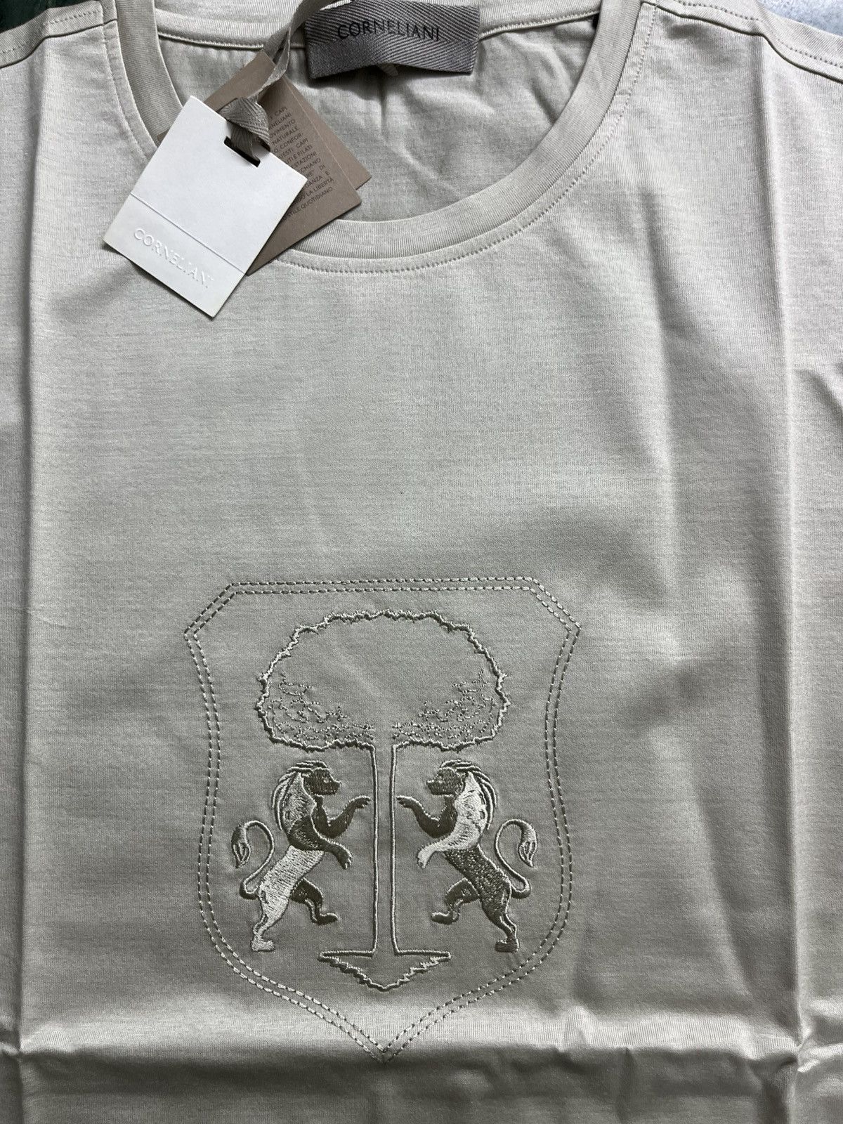 Corneliani Corneliani embroidered logo tshirt Size US M / EU 48-50 / 2 - 1 Thumbnail