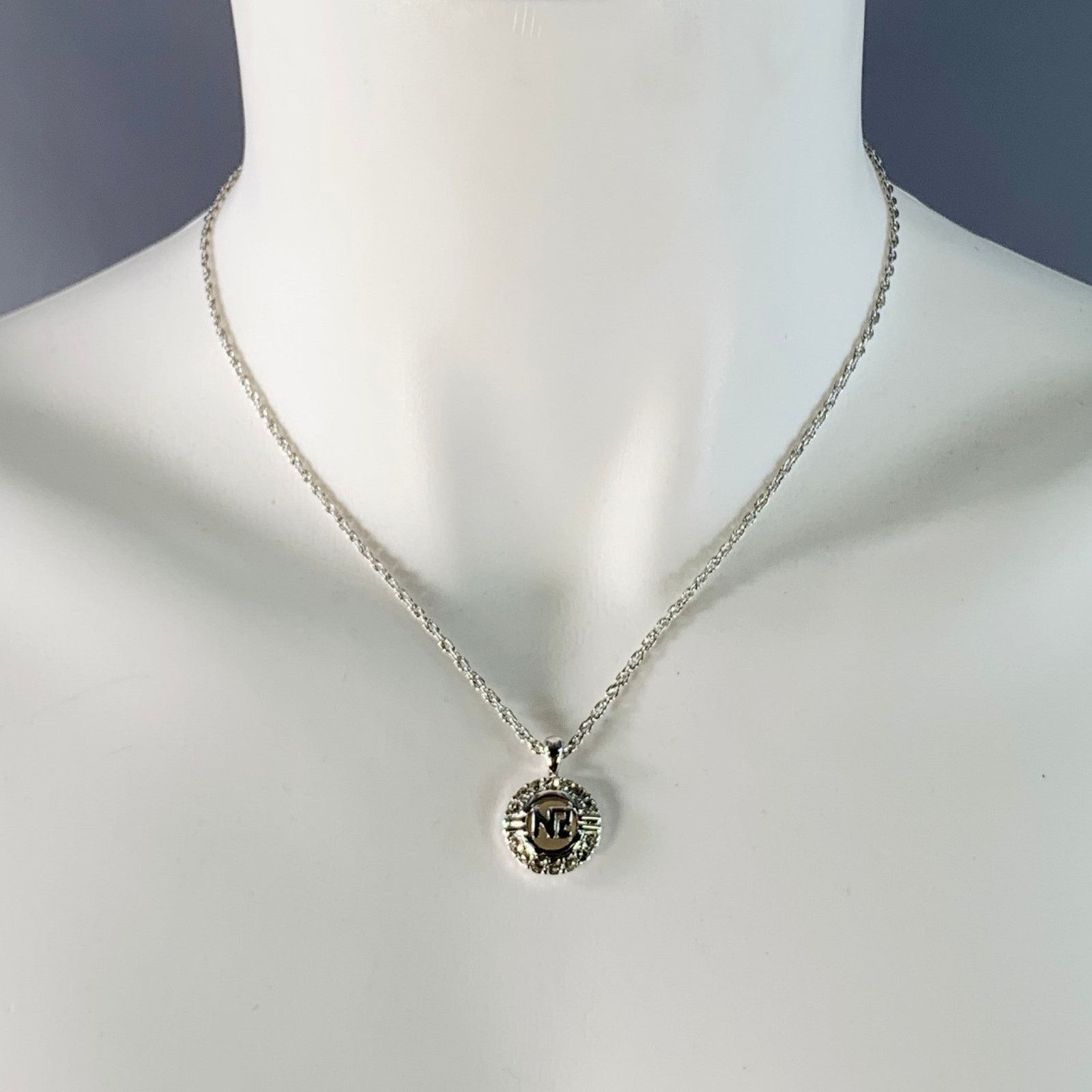 Nina Ricci NINA RICCI Silver Chain Link Metal Monogram Pendant Necklace Size ONE SIZE - 2 Thumbnail