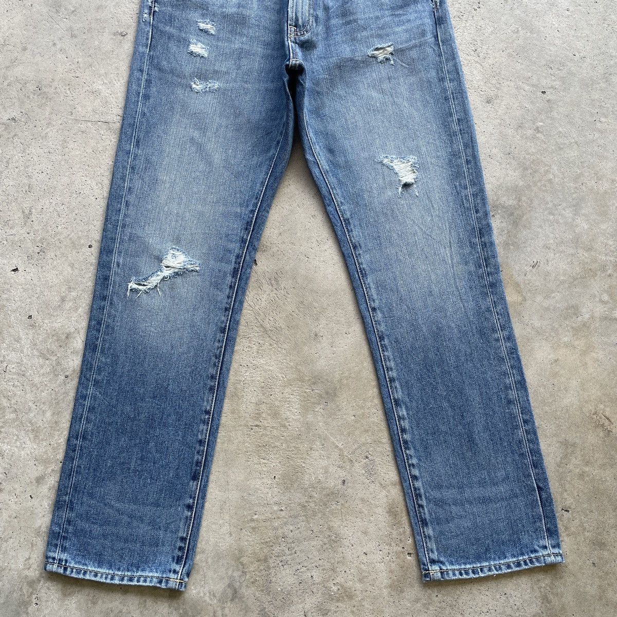 Japanese Brand Vintage Japanese Faded Jeans Pants Distressed Denim W29 Size US 29 - 4 Thumbnail