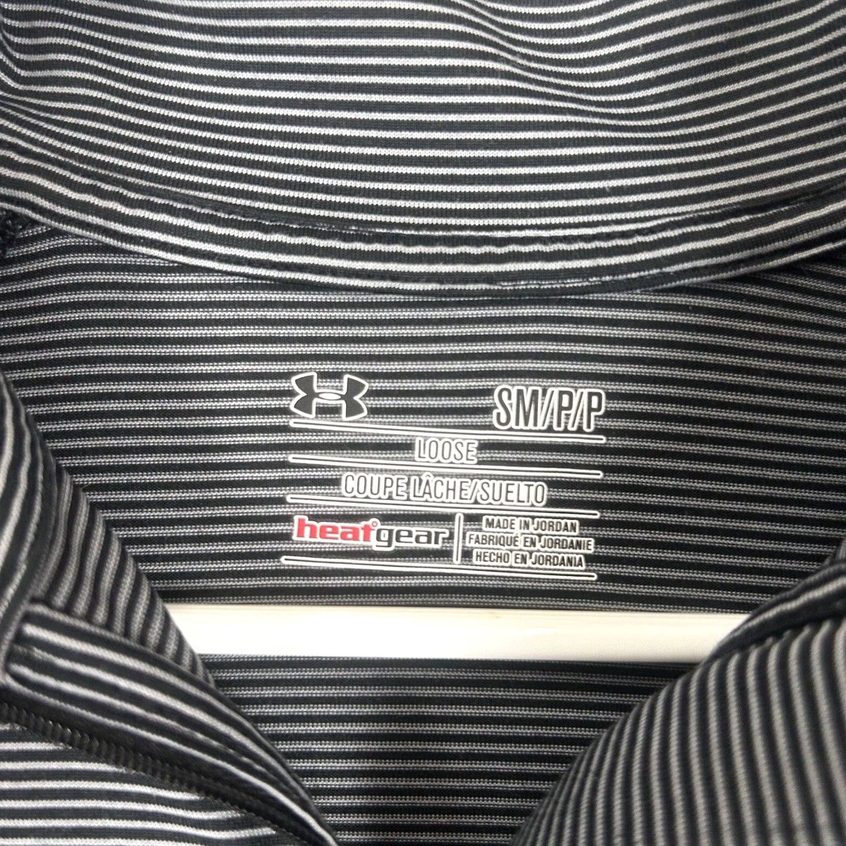 Under Armour Under Armour HeatGear Long Sleeve Pullover 1/4 Zip Mens Size Small Gray Size US S / EU 44-46 / 1 - 3 Thumbnail