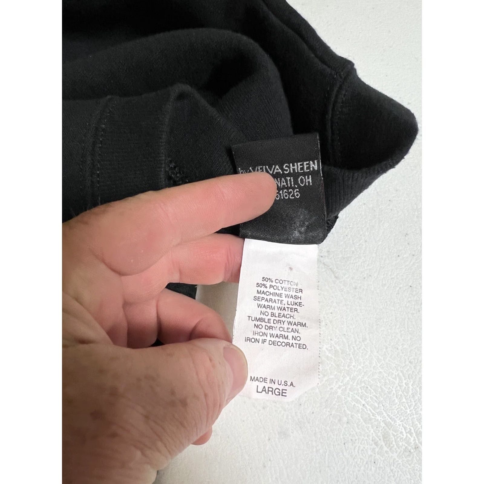 Mickey Unlimited VINTAGE Mickey Unlimited Embroidered Crewneck Sweatshirt Men's Large Black 90s Disney Logo Graphic Print Pullover Sweatshirt Size US L / EU 52-54 / 3 - 3 Thumbnail