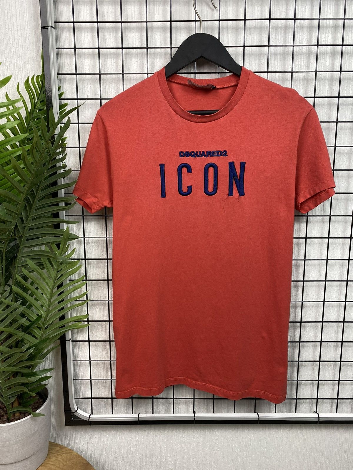 Dsquared2 Dsquared2 Icon T Shirt Luxury Italy Designer Size Medium Size US M / EU 48-50 / 2 - 1 Thumbnail