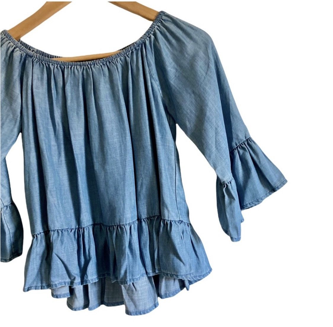 Gianni Valentino GIANNI BINI HERITAGE WASH DENIM OFF SHOULDER BELL SLEEVE TOP Size XS / US 0-2 / IT 36-38 - 4 Thumbnail